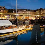 Port View 4*