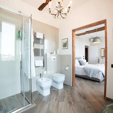 Port View Pensión Génova