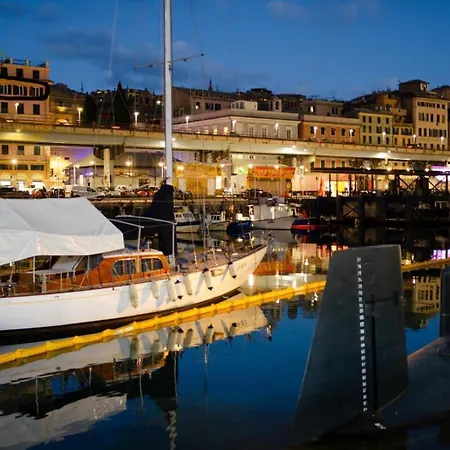 Port View 4*